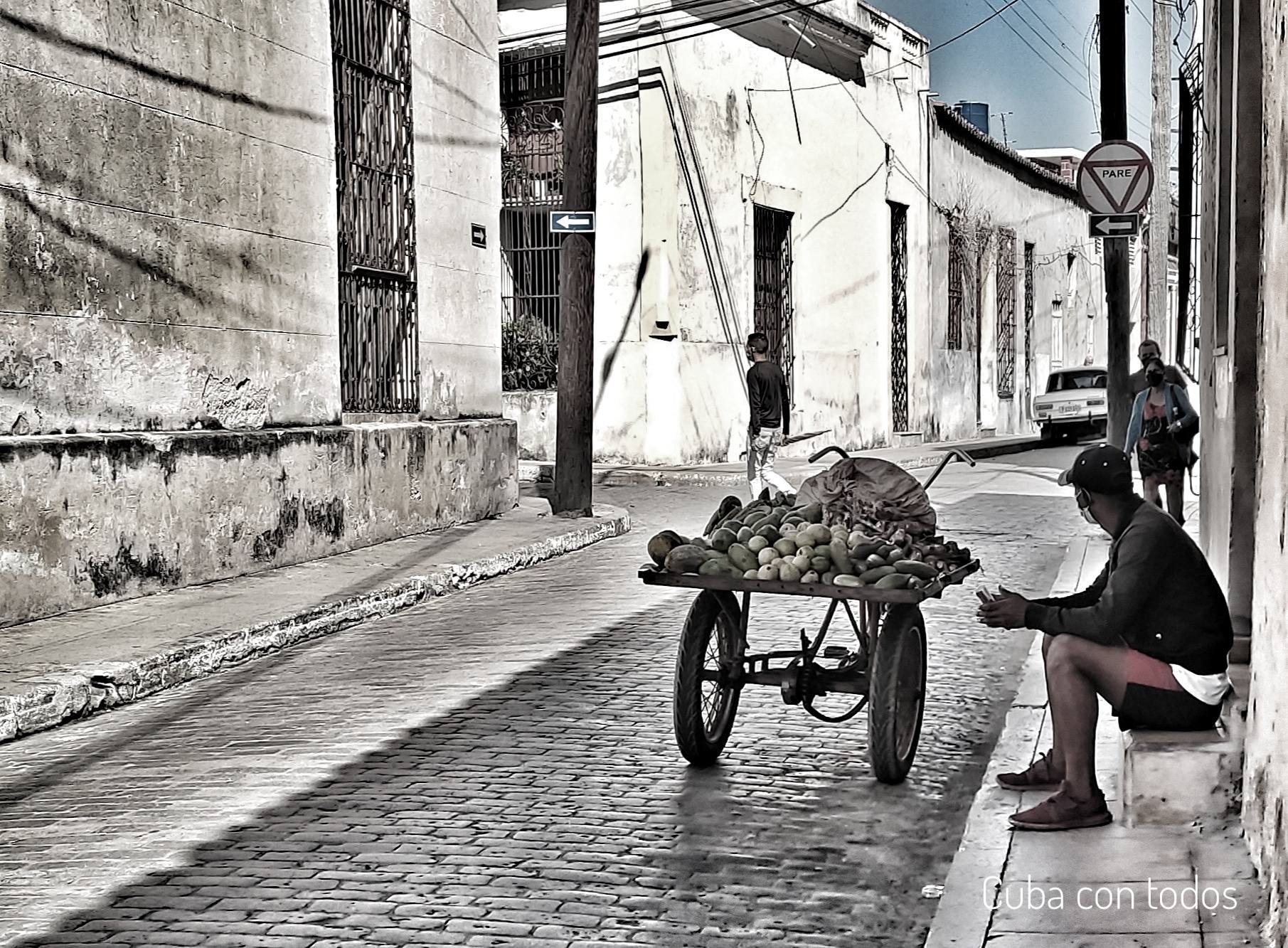 El mercado informal en Cuba se adueña de todo